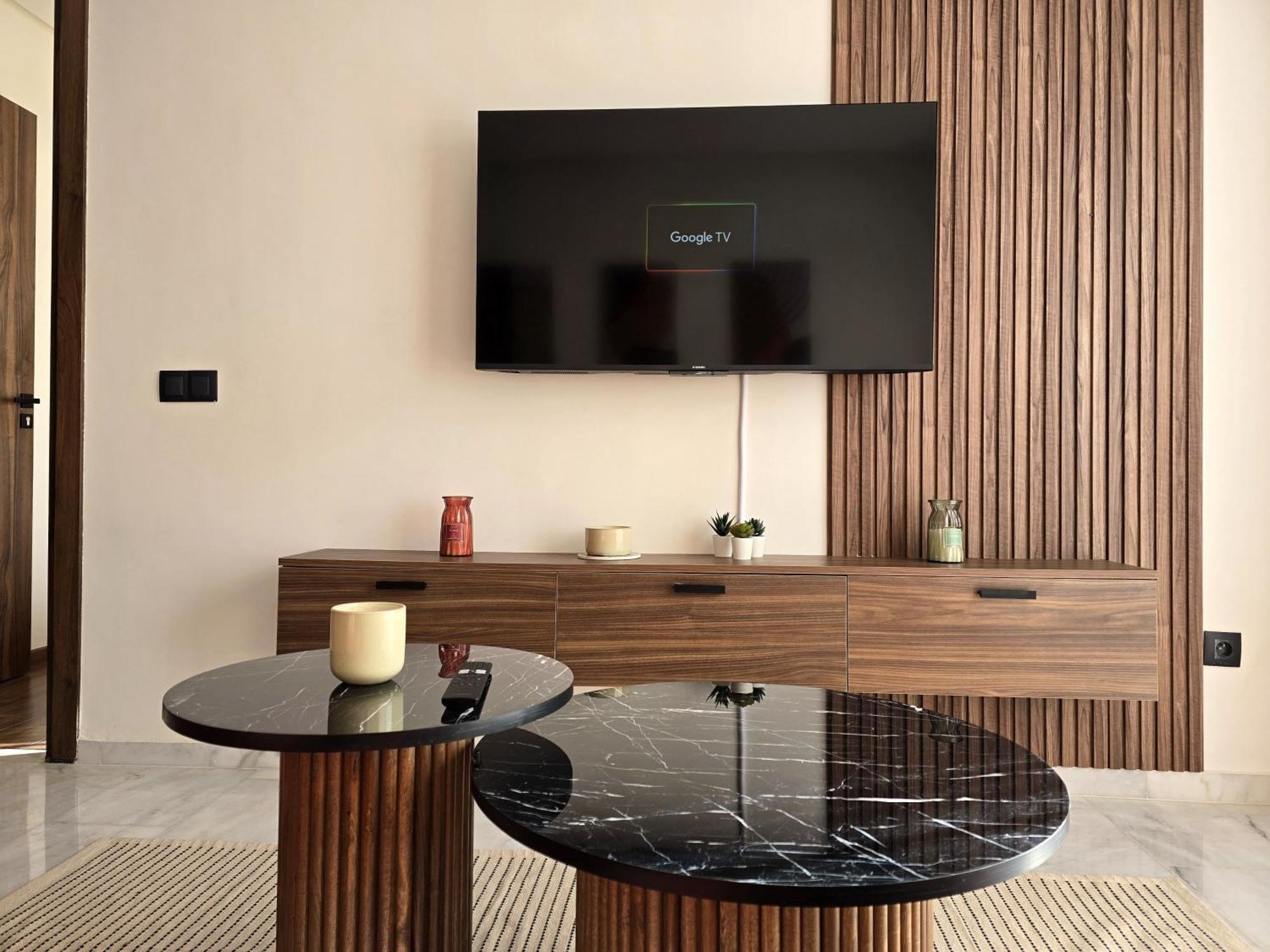 Apartment Dynasty Estate - Palmiers Luxury About 3 Min From Tram Station