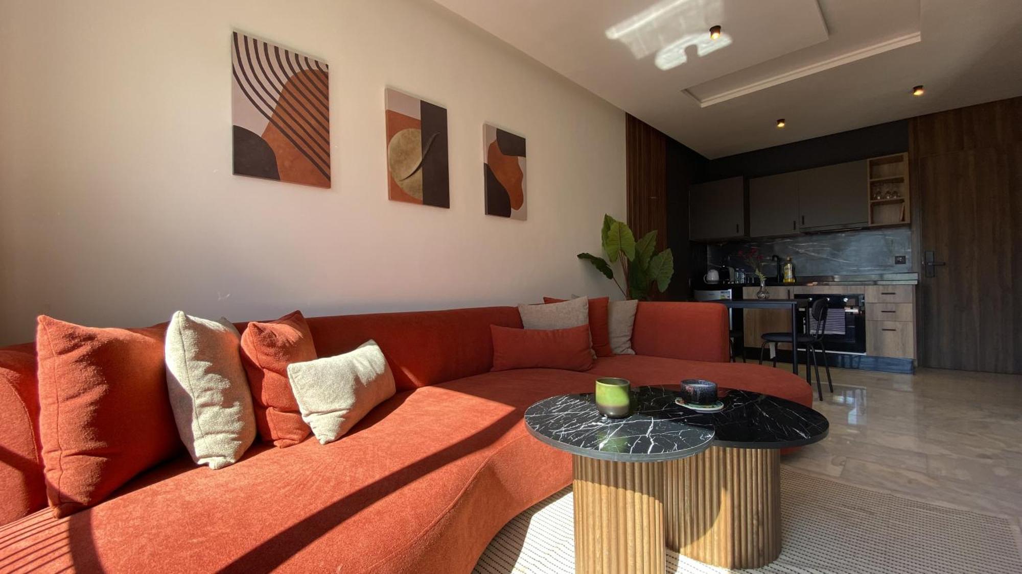 Dynasty Estate - Palmiers Luxury About 3 Min From Tram Station Apartment Casablanca
