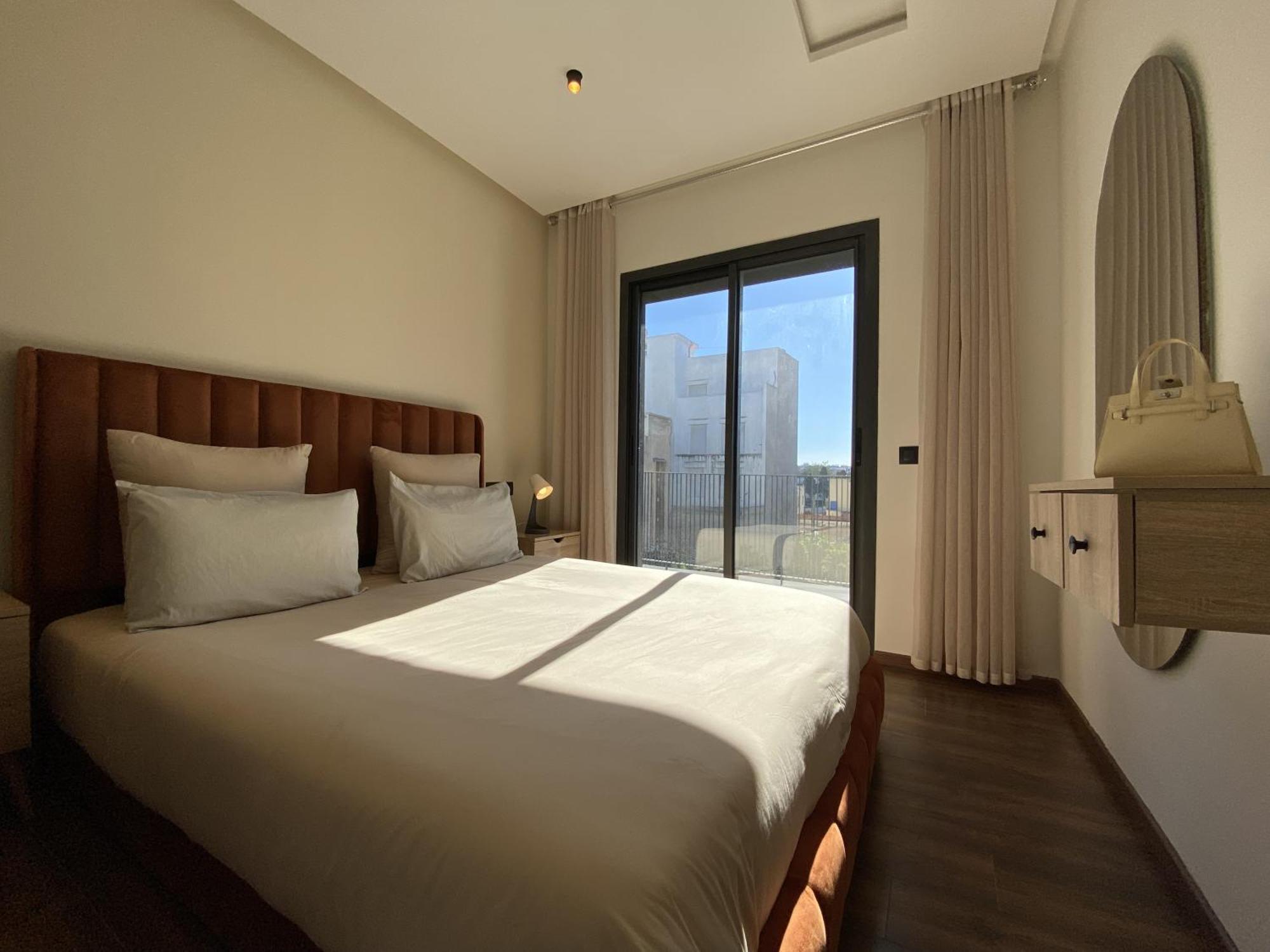 Dynasty Estate - Palmiers Luxury About 3 Min From Tram Station Casablanca