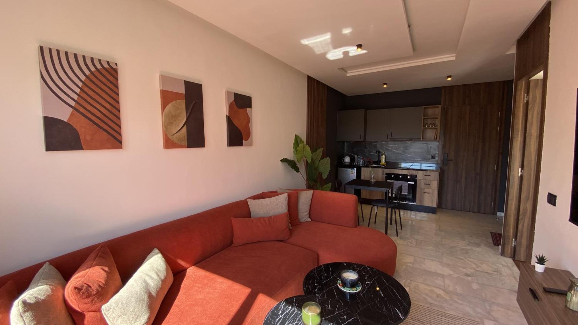 Dynasty Estate - Palmiers Luxury About 3 Min From Tram Station Casablanca